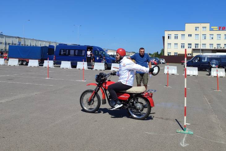 20 июля в Кобрине соревновались лучшие картингисты и мотоциклисты Брестской области