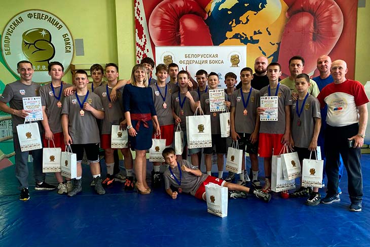 Спортсмены Кобринской ДЮСШ в составе областной команды завоевали бронзовые награды «Юношеской лиги бокса» сезона 2024