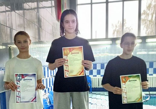 Воспитанница Кобринской спортшколы выполнила норматив кандидата в мастера спорта на республиканской спартакиаде по плаванию